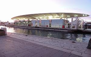 2025 11 28 TOULON EN SOIREE -  LE PORT ET ILLUMINATIONS VILLE (15)
